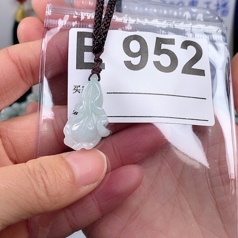 【闪购商品】翡翠颈饰未镶嵌