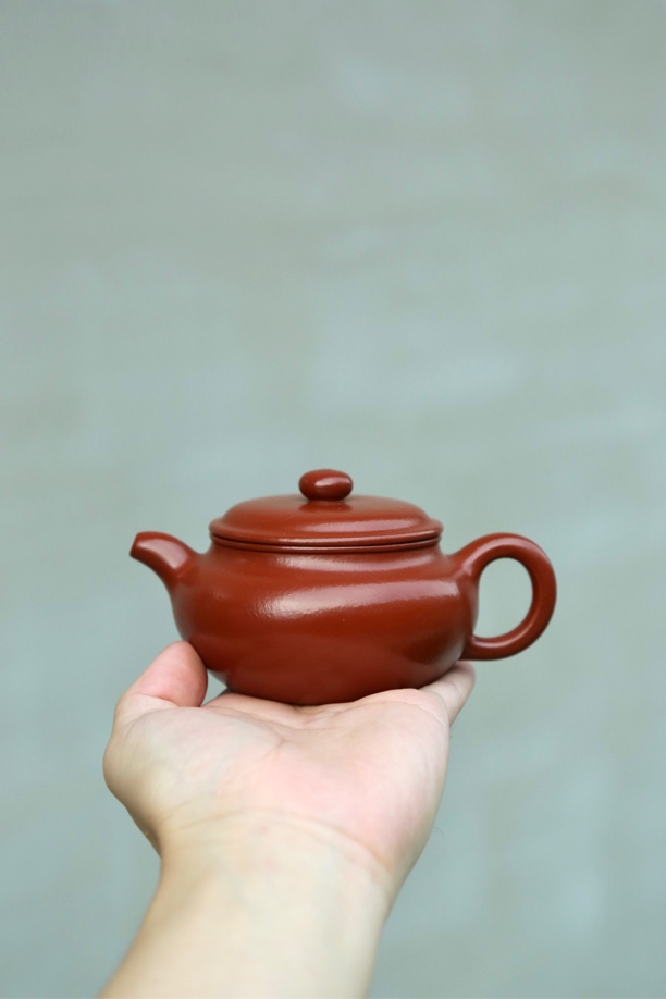 宜兴原矿朱泥大红袍全手工扁腹紫砂泡茶壶 180cc