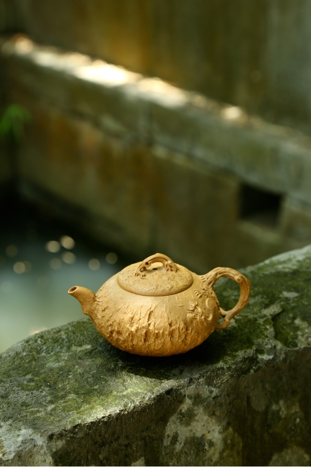 宜兴原矿段泥纯全手工制隐龙供春茶道器具花器泡茶壶