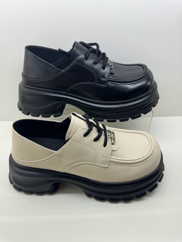 佰诗奴女鞋2001超轻厚底英伦风乐福鞋