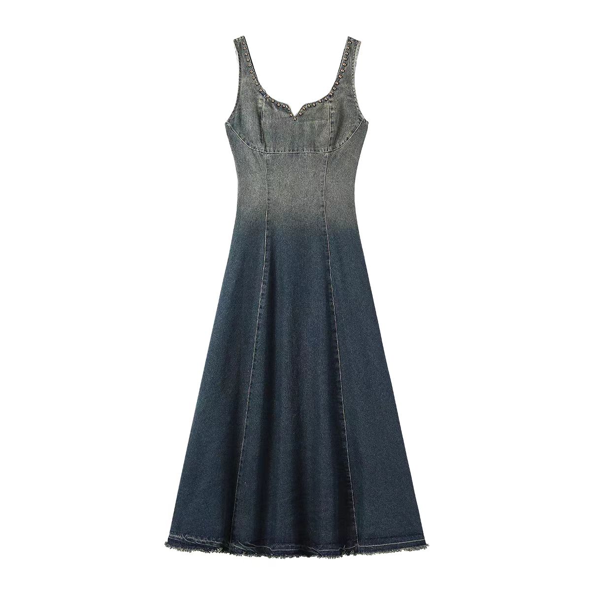 圆圆②.⑨⑨叫到名字再下单 撤柜样衣女装 默认瑕疵 介意勿拍