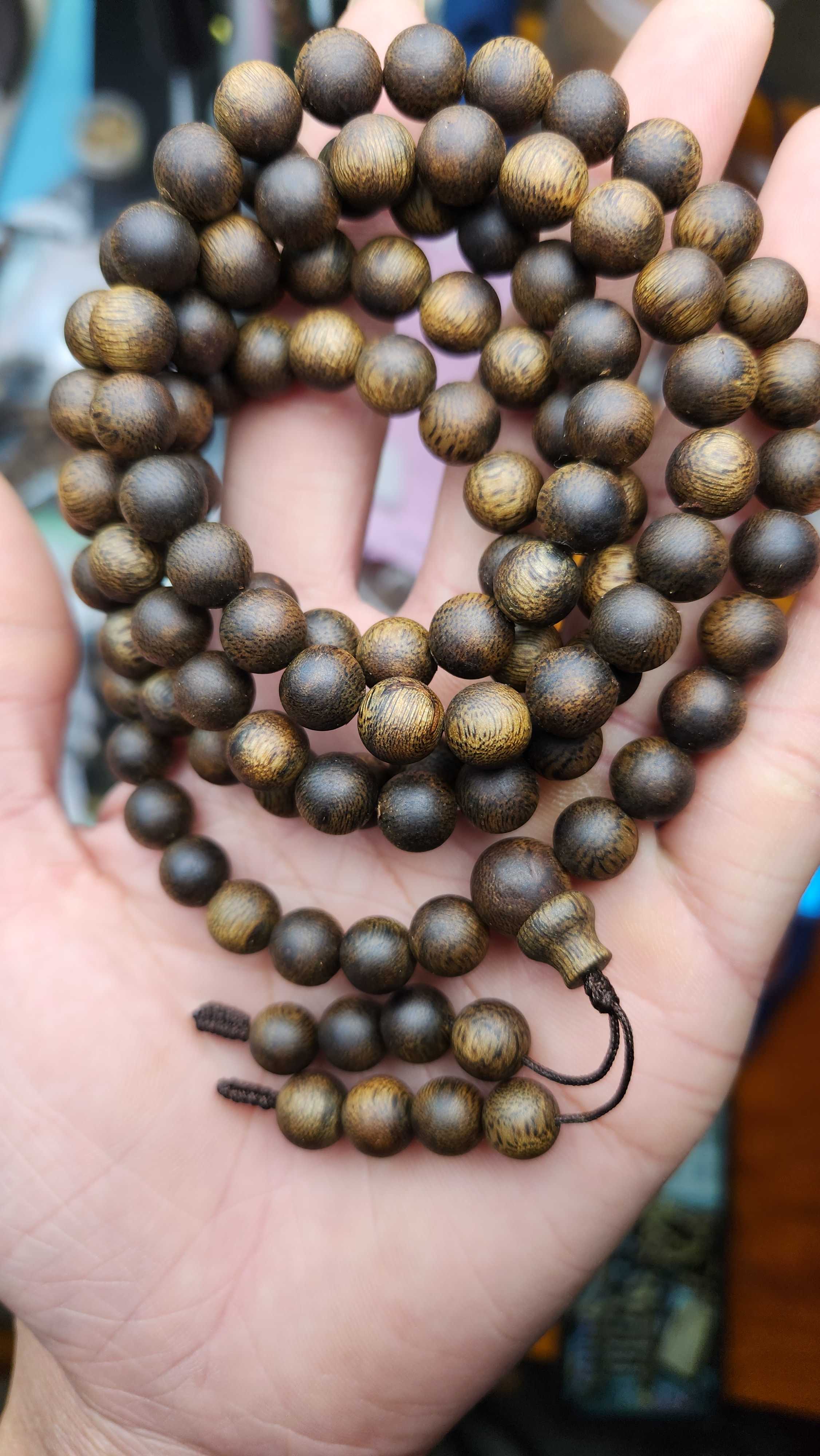 海南临高80年老树卡08保35克收藏款沉香圆珠老料