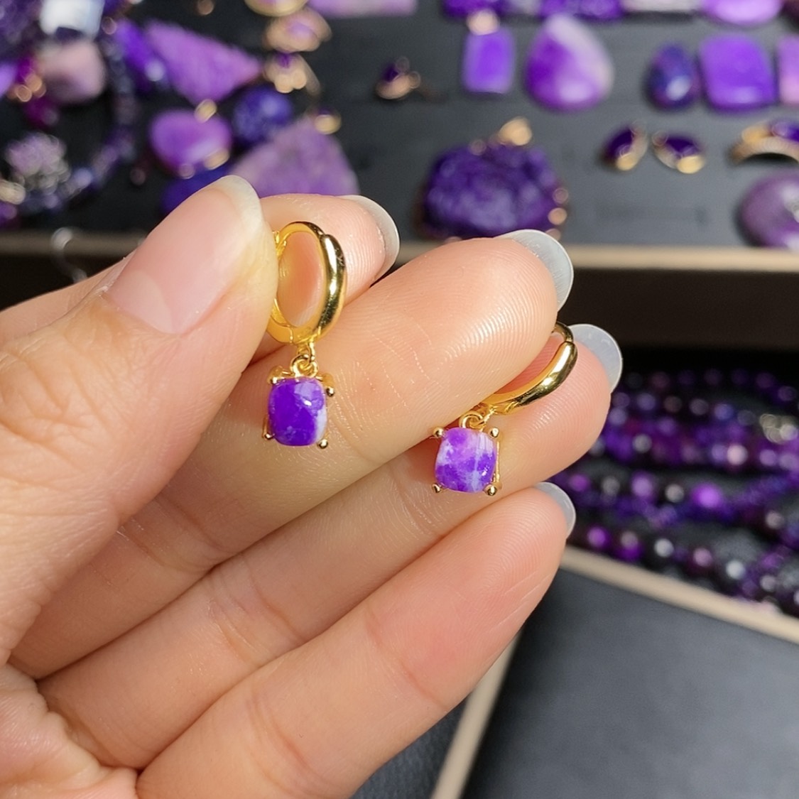 【闪购商品】苏纪石（舒俱来）耳扣银S925镶嵌