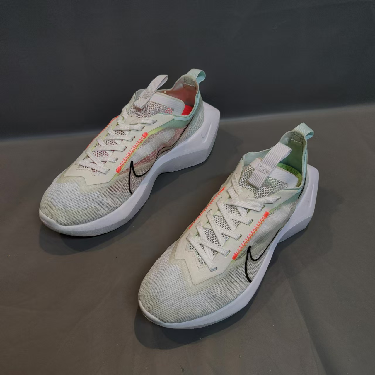 38.5码/95新/Nike Vista Lite 白绿/无原盒/跑步鞋/潮鞋