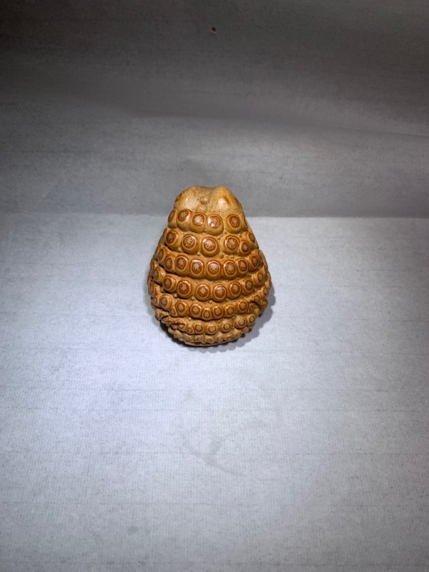 竹根雕精品小鹰嘴低趴鹰