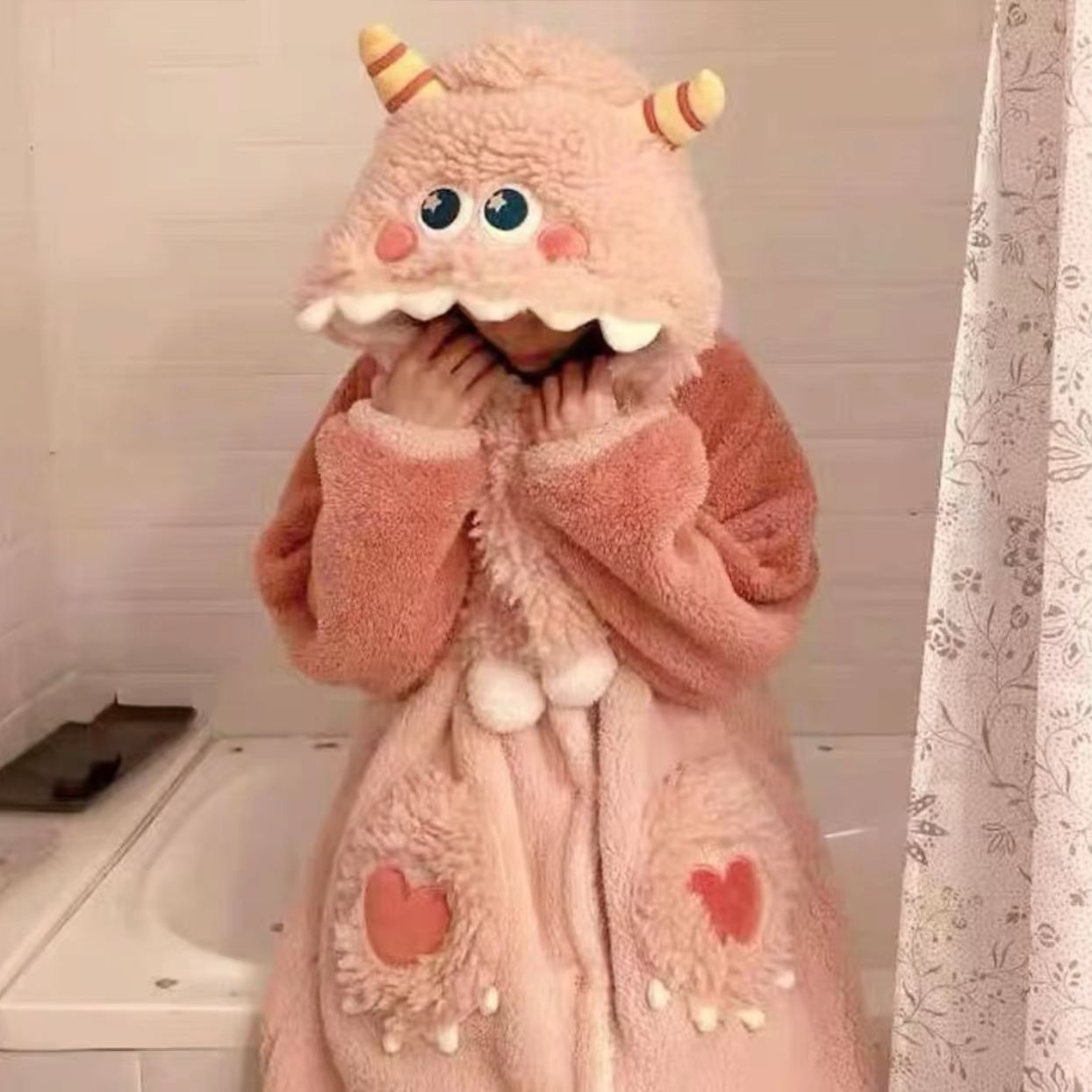 元多多精品女装服饰睡衣店