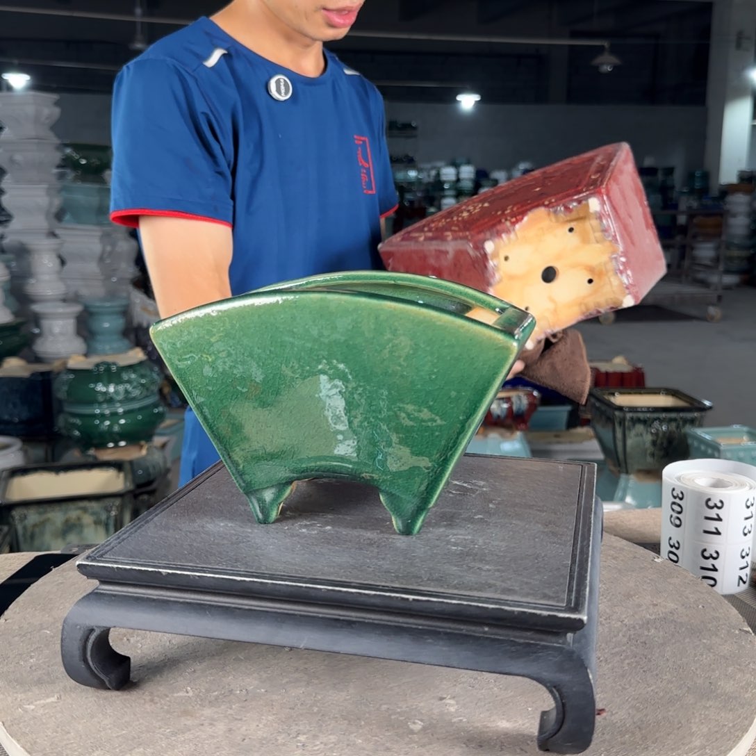 红陶20CM（含）-50CM（不含）微瑕