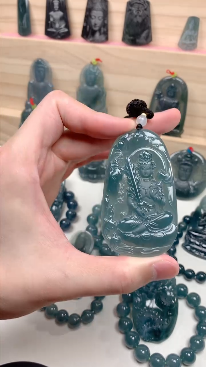 【闪购商品】翡翠颈饰未镶嵌1