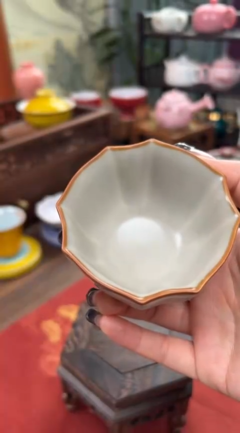 【闪购商品】陶瓷沙漠黄汝窑天香杯