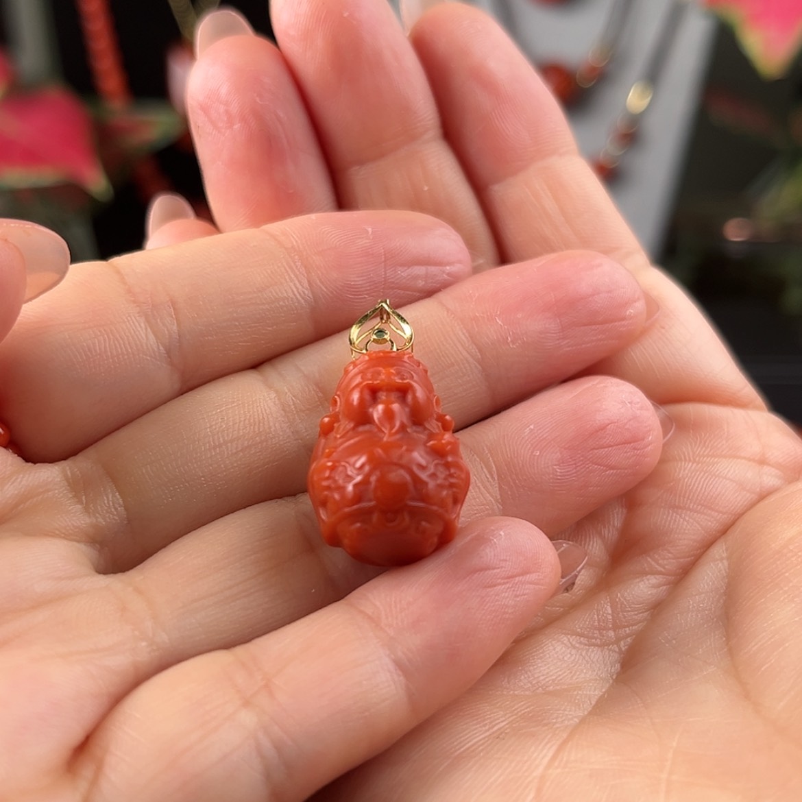 【闪购商品】南红玛瑙吊坠18K金镶嵌