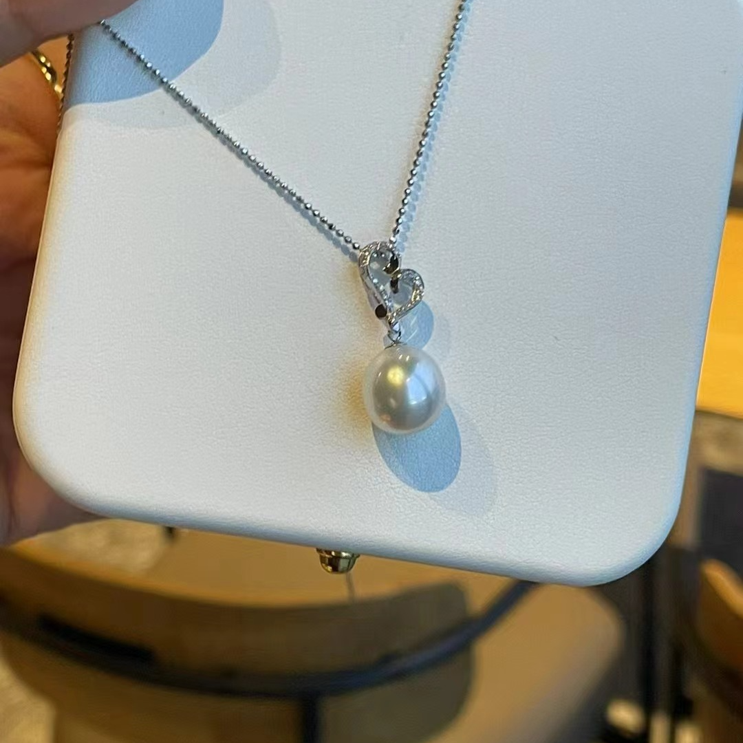 冷白光澳白珍珠吊坠18K气质轻奢时尚百搭简约经典