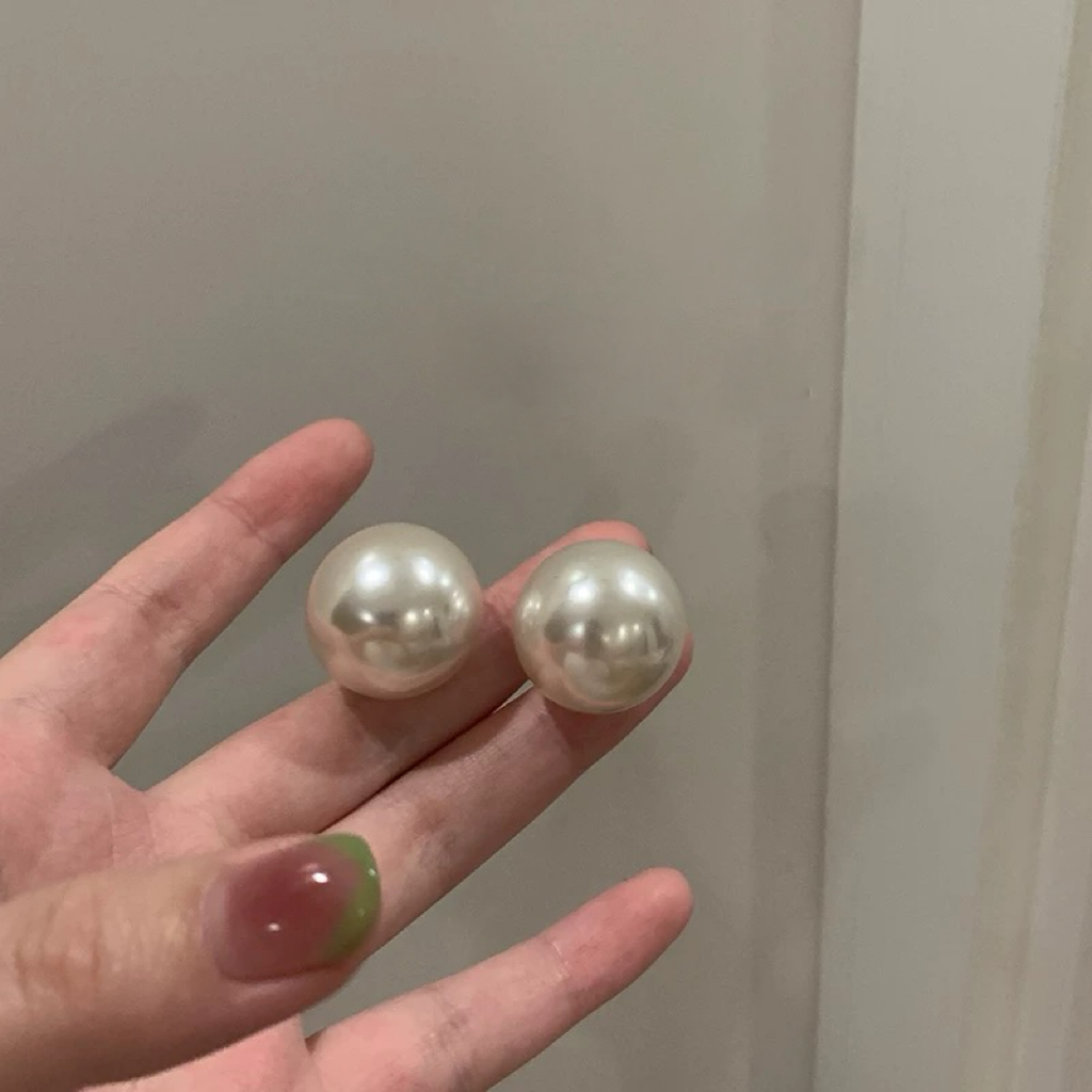 铜合金仿珍珠耳饰 气质轻奢高级感法式小灯泡珠珠耳环QC1807