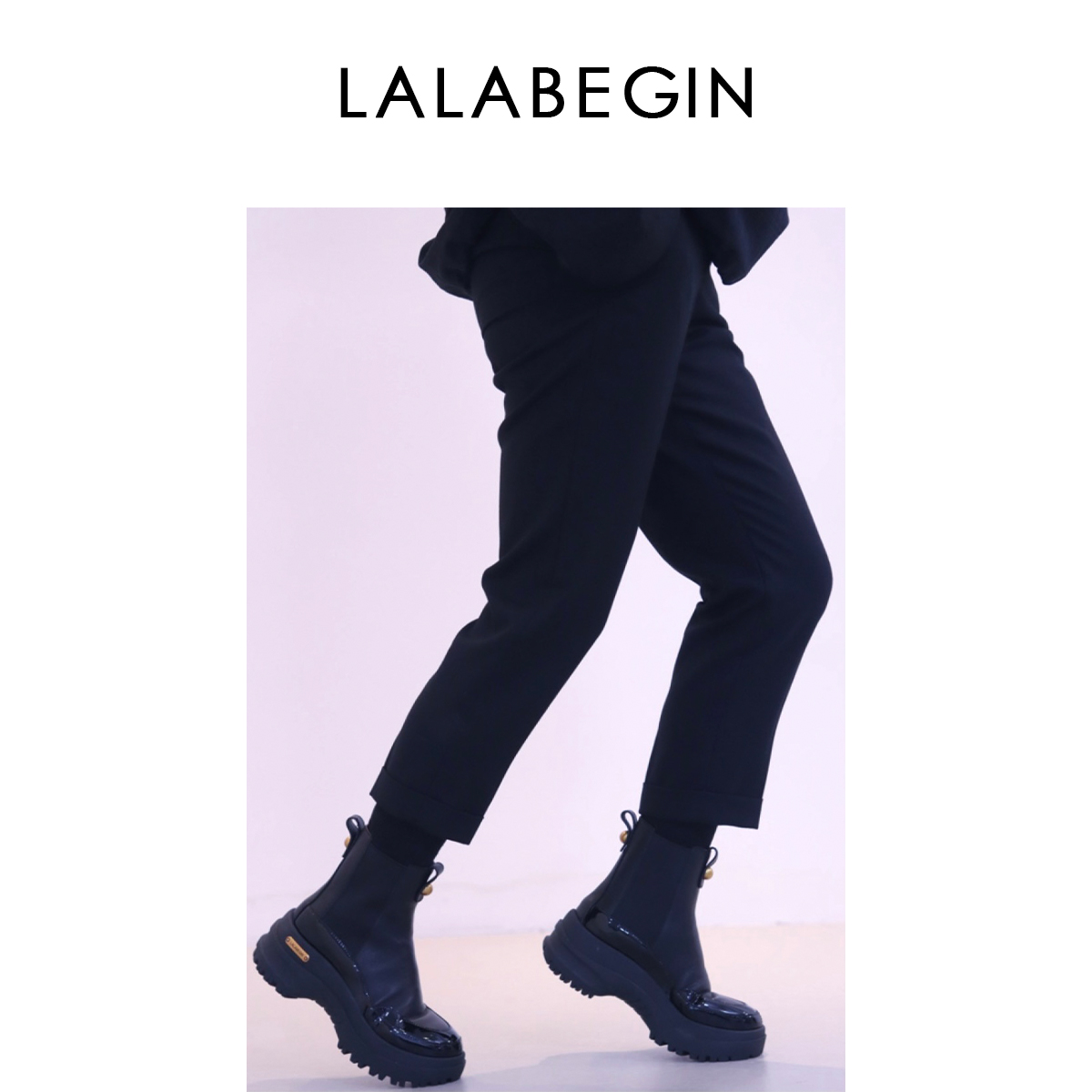La La Begin漫步-阿蛮的倔强铜扣短靴