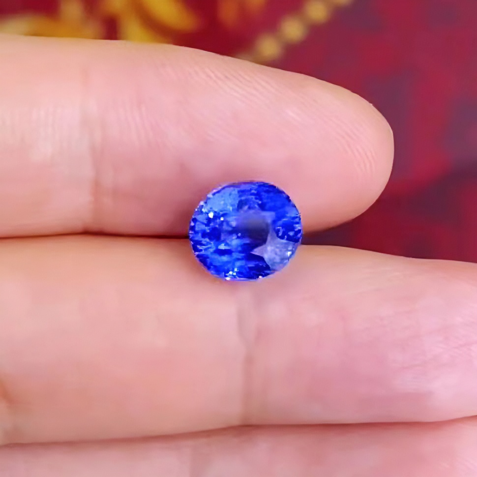 4克拉斯里兰卡老烧明亮满火彩皇家蓝蓝宝石裸石