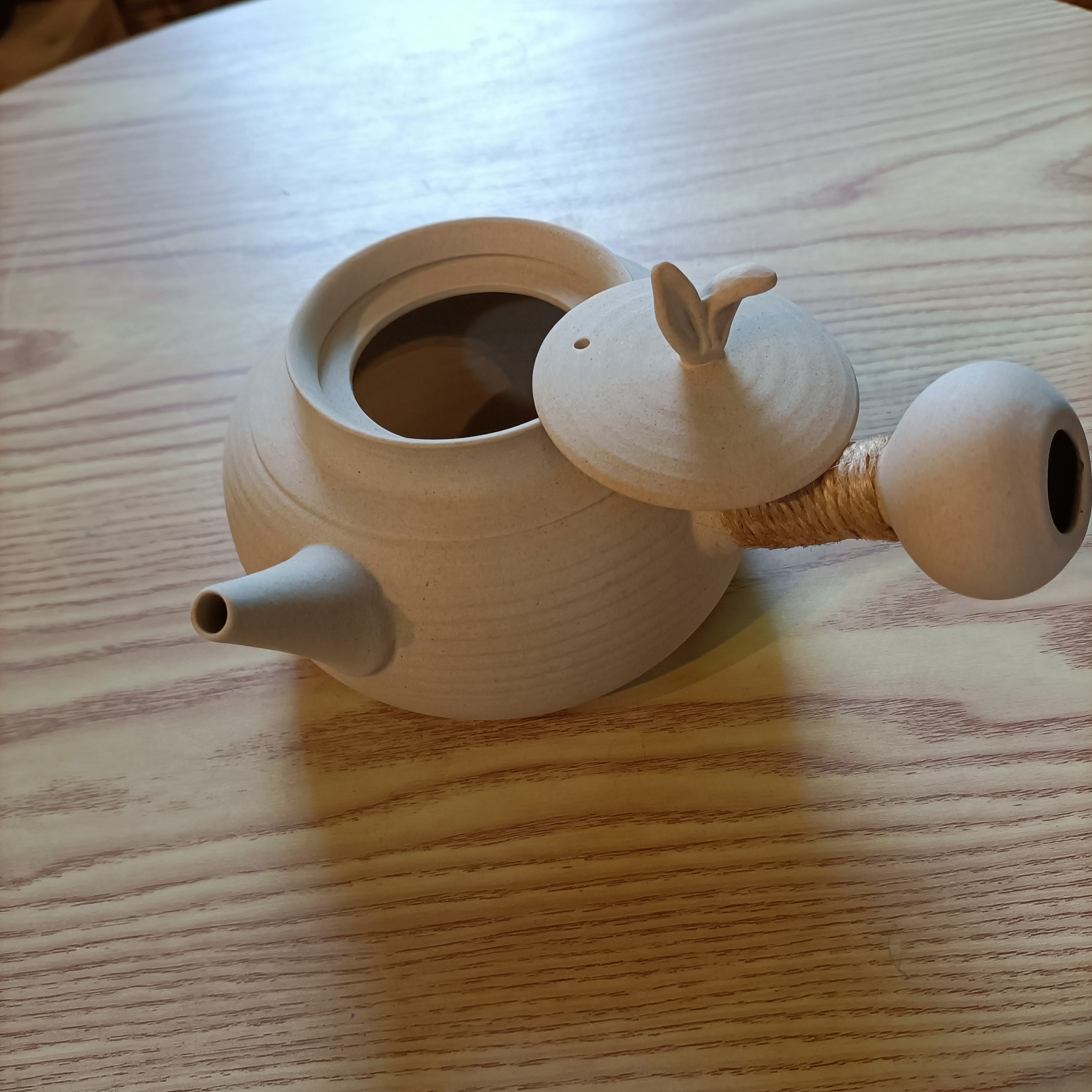濠顺茶器，陶白泥砂挑煮水壶手拉手工制作550CC