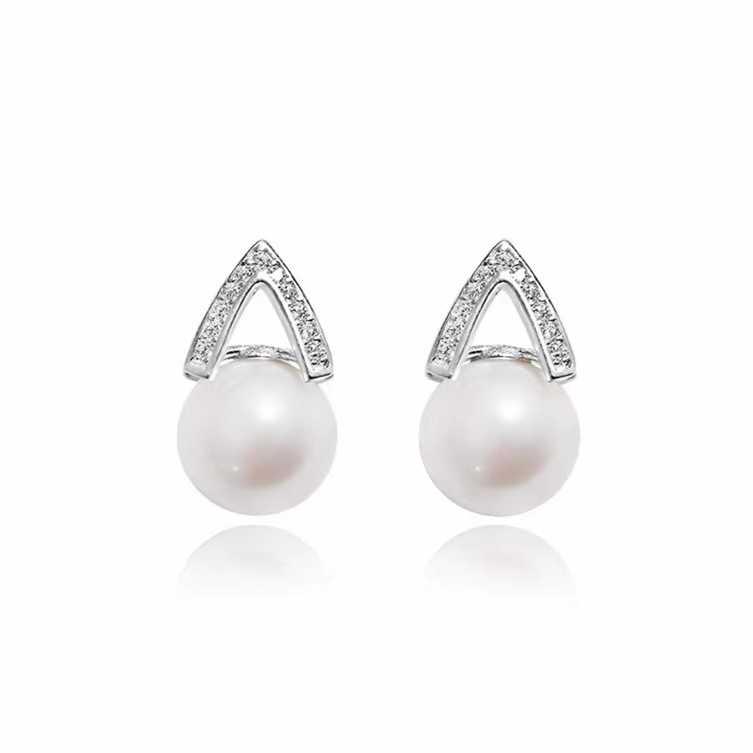 白色珍珠轻奢耳饰时尚百搭镶嵌