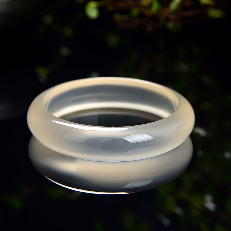 天然玛瑙手镯百搭时尚