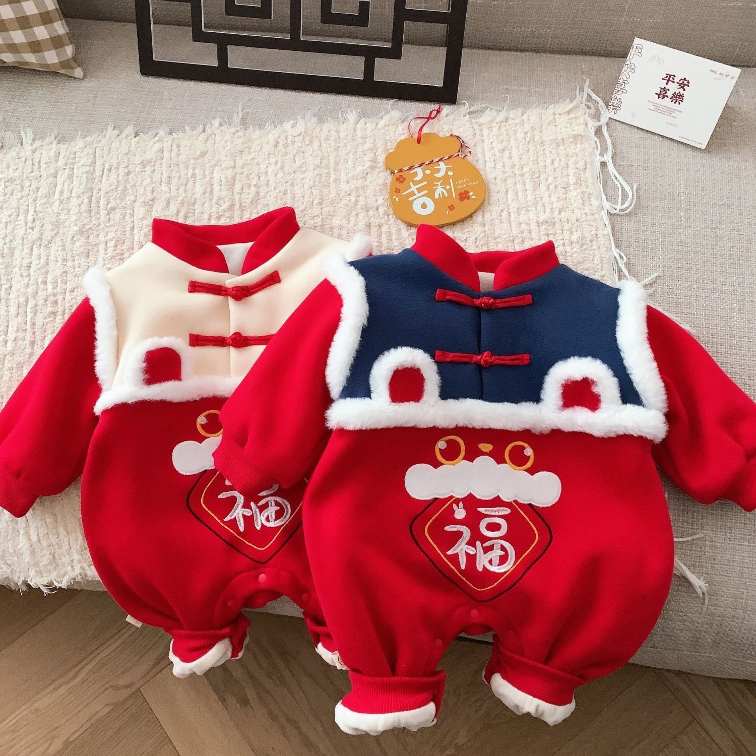 新生婴儿拜年服冬季喜庆加绒连体衣男女宝宝保暖爬服外出过年衣服