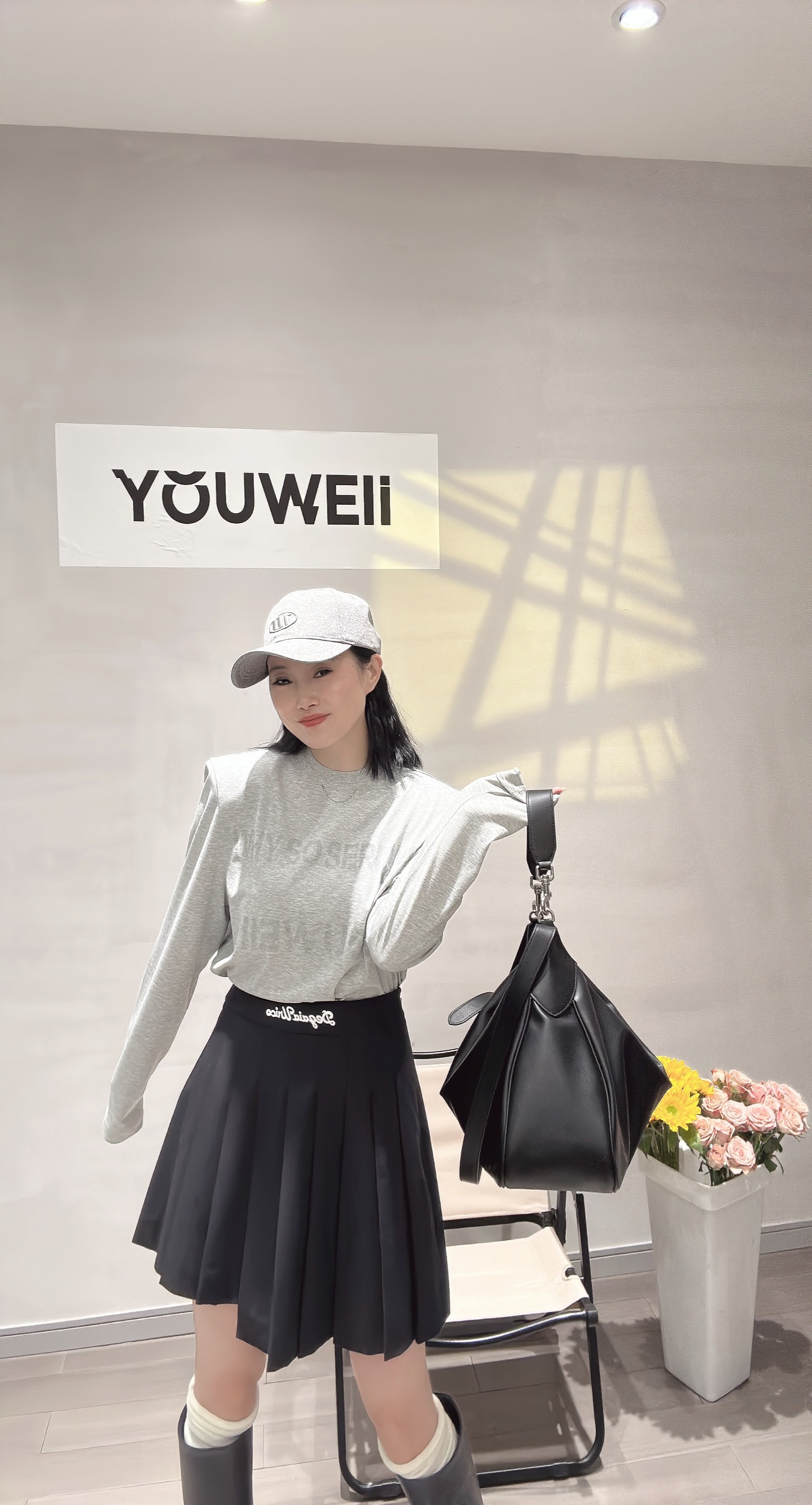 【SFF推荐】YOUWEI有尾2023冬季新品slogan做旧垫肩T恤上衣针织2281
