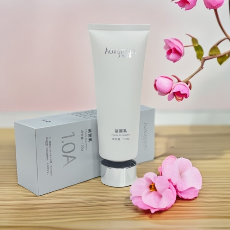 奥希蔓调肤养肤5件套焕白肌肤，提亮肤色，细腻光泽，舒缓养颜