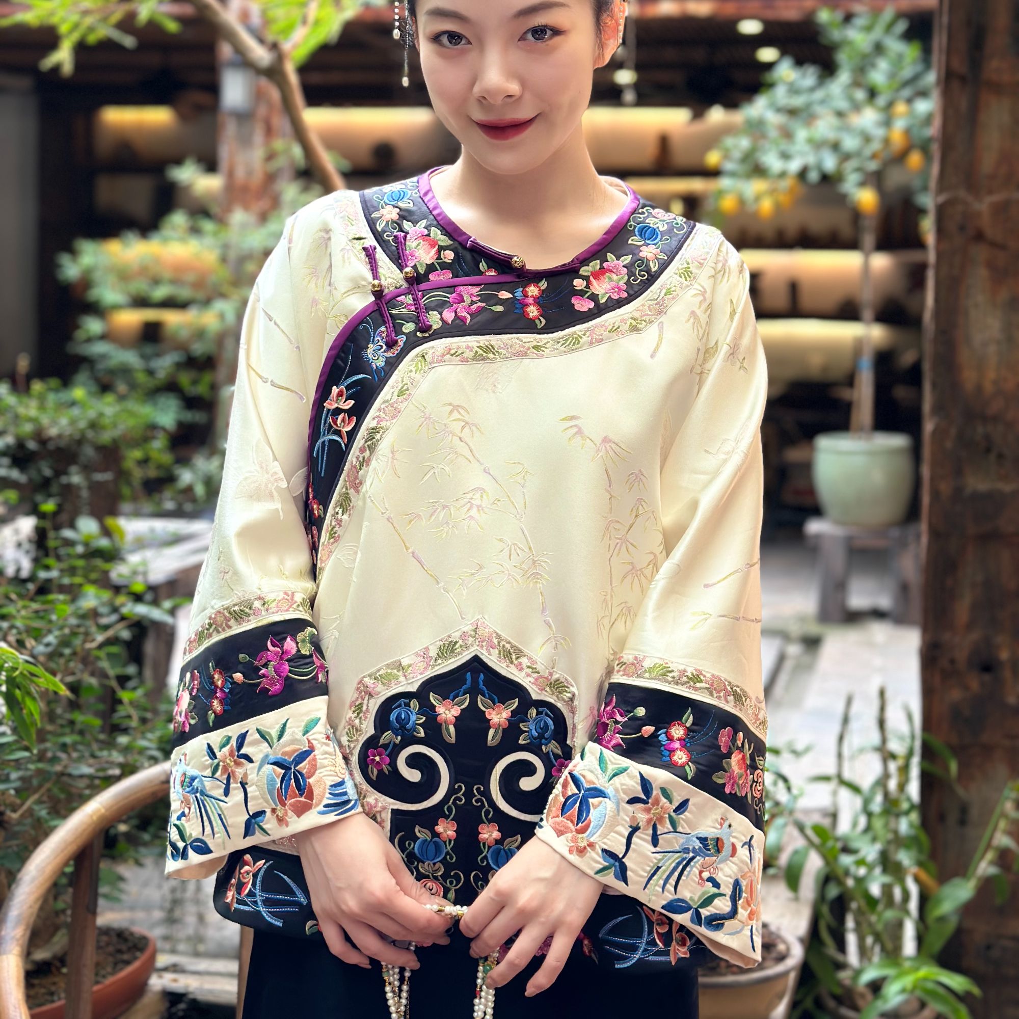 『蒂兰斜襟』2024原创设计师款新中式风格复古重工绣花单款长袖外套