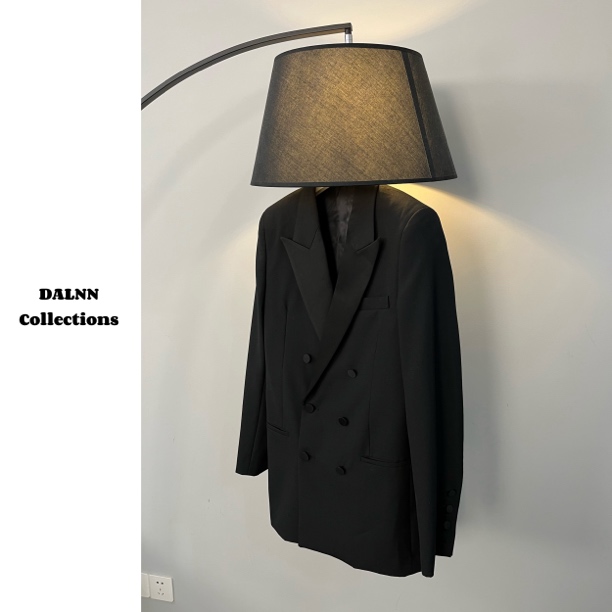 DALNN Collections｜秀场直击 经典延续 宋佳轻垫肩窄款吸烟装外套