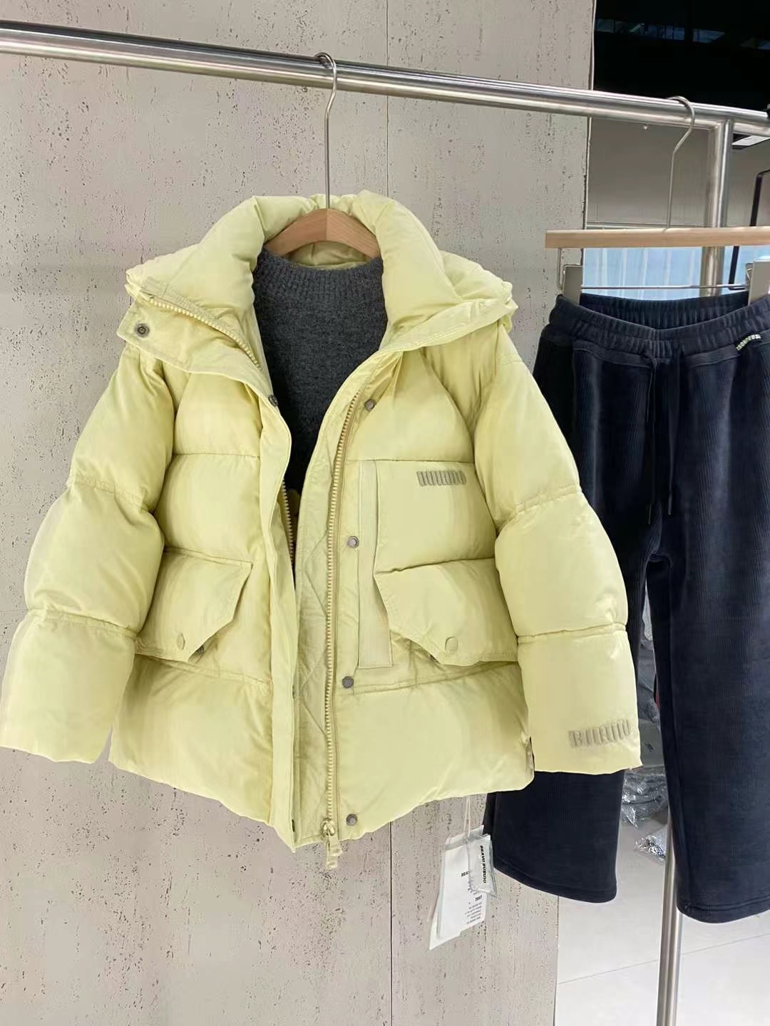 新款羽绒服上新提前咨询尺码