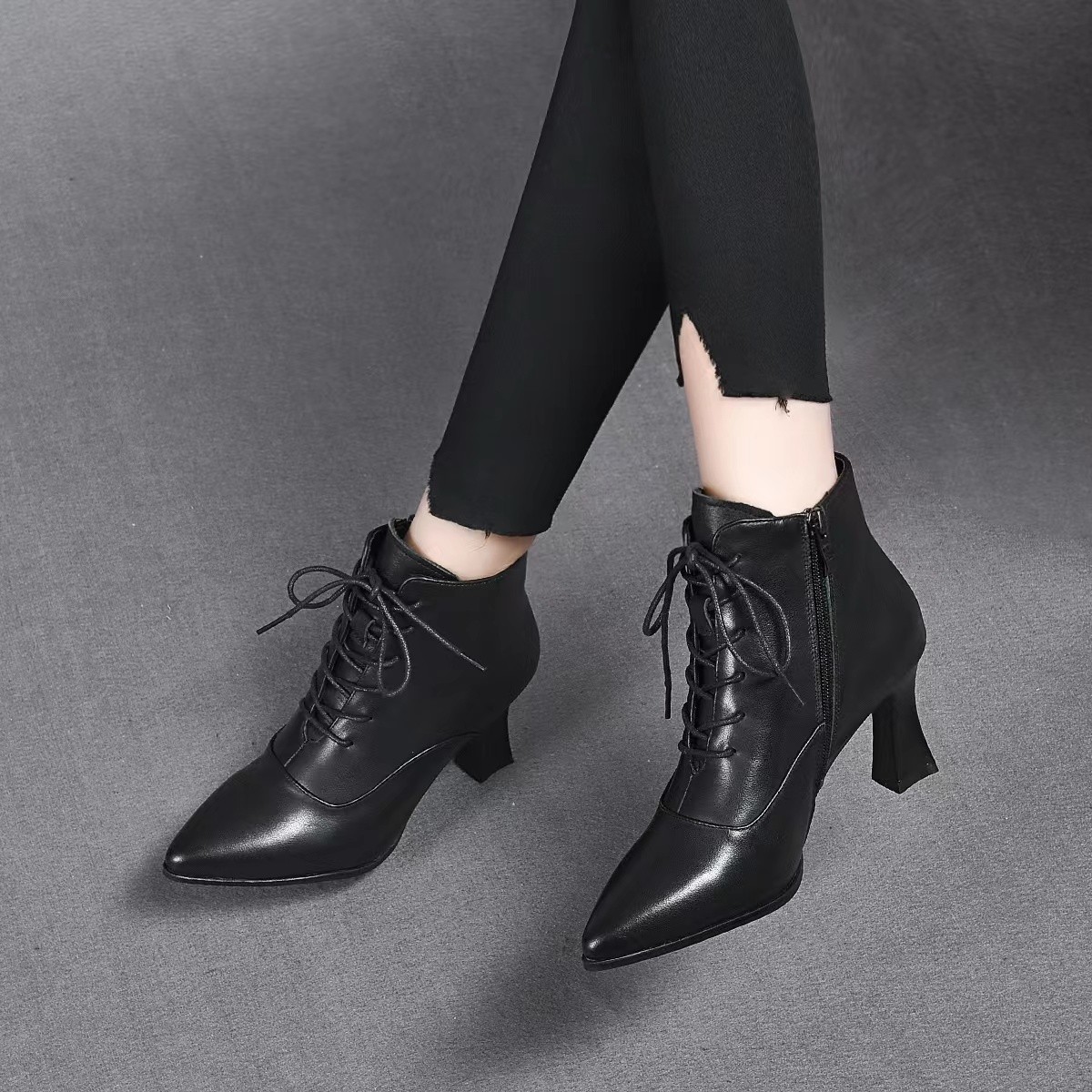 秋冬百搭女款高跟马丁靴短靴hy99323