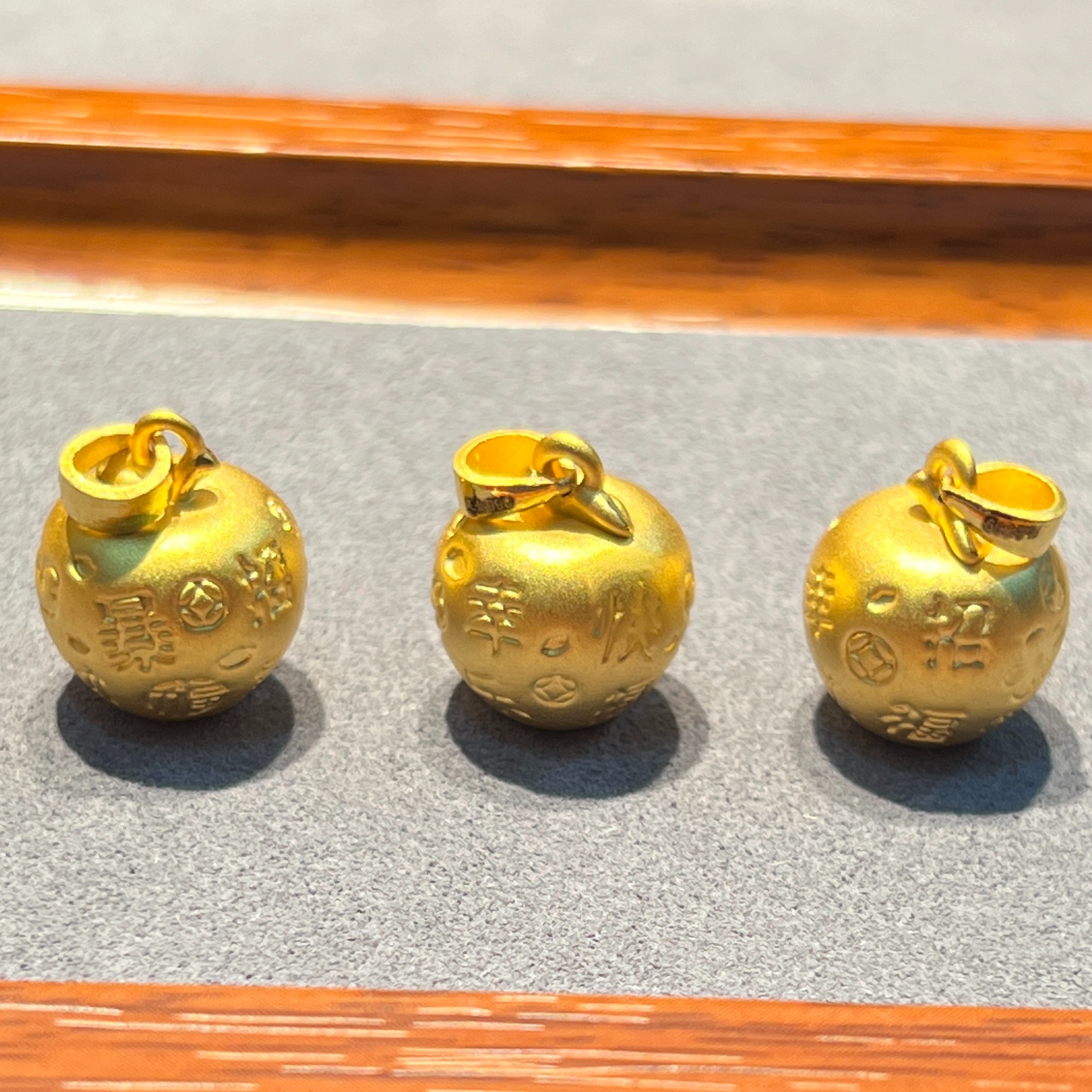 足金999圣诞平安果吊坠黄金暴富招财吉言苹果吊坠平安夜礼物女士