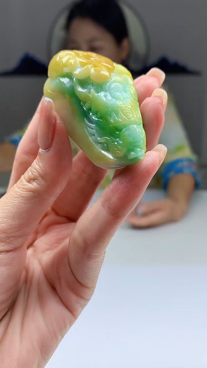【闪购商品】定制翡翠未镶嵌毛货挂件159-4902zm