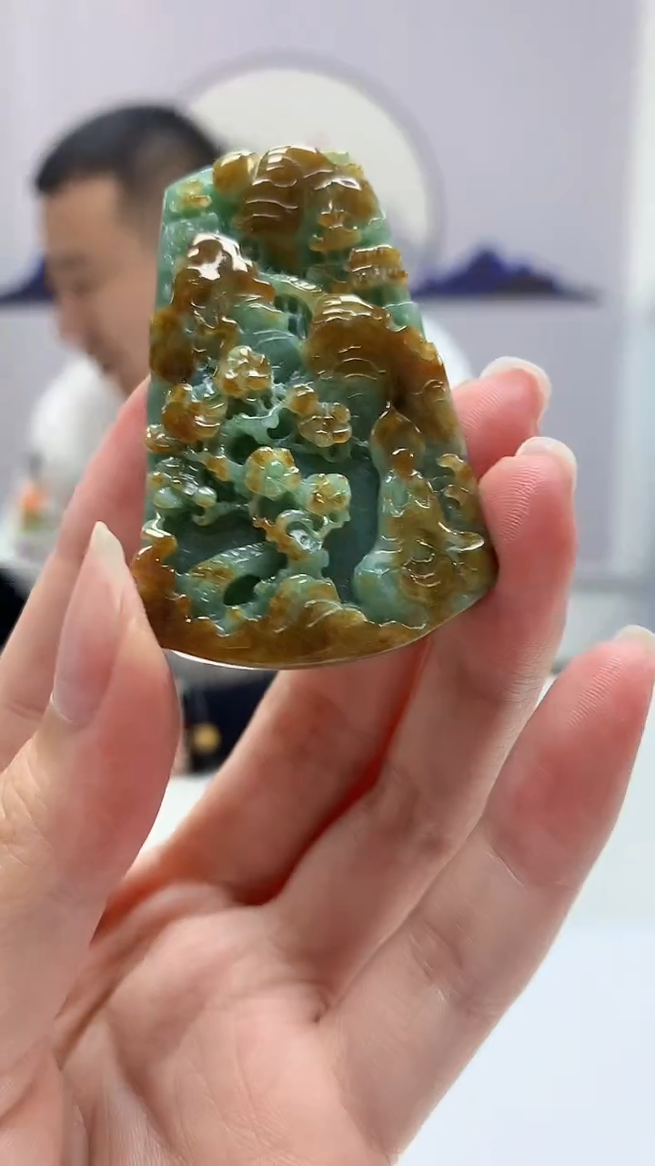 【闪购商品】定制翡翠未镶嵌毛货挂件186-4898zm