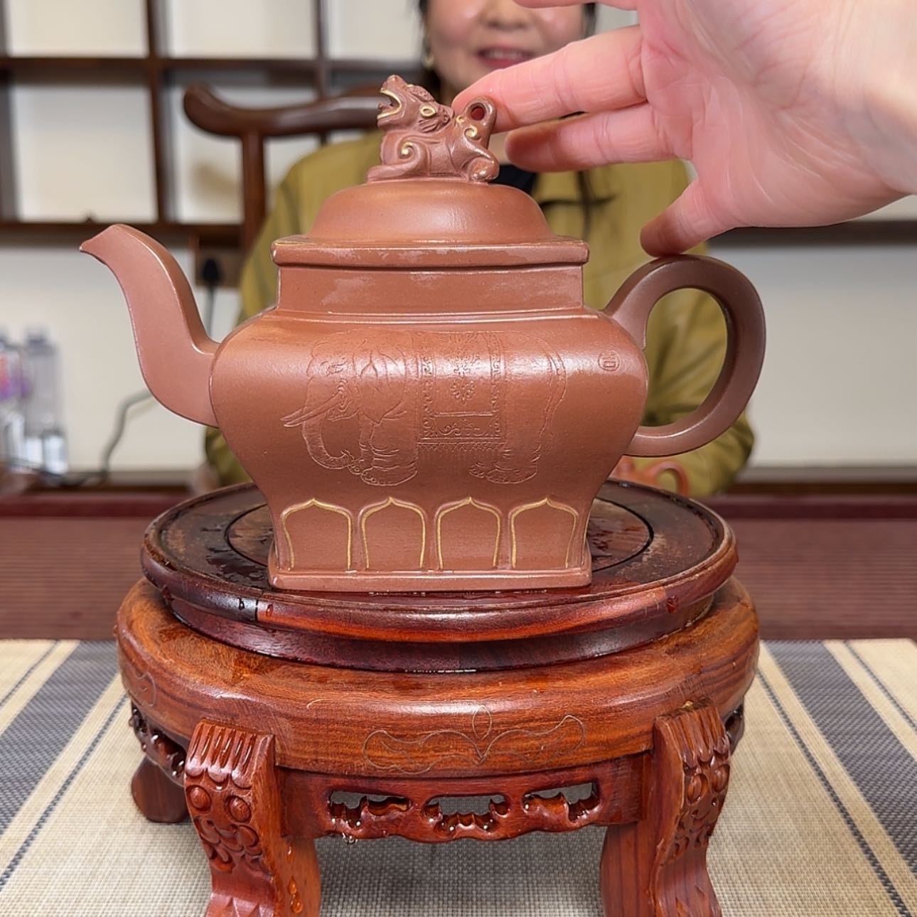 【闪购商品】紫砂茶壶650cc 底槽青