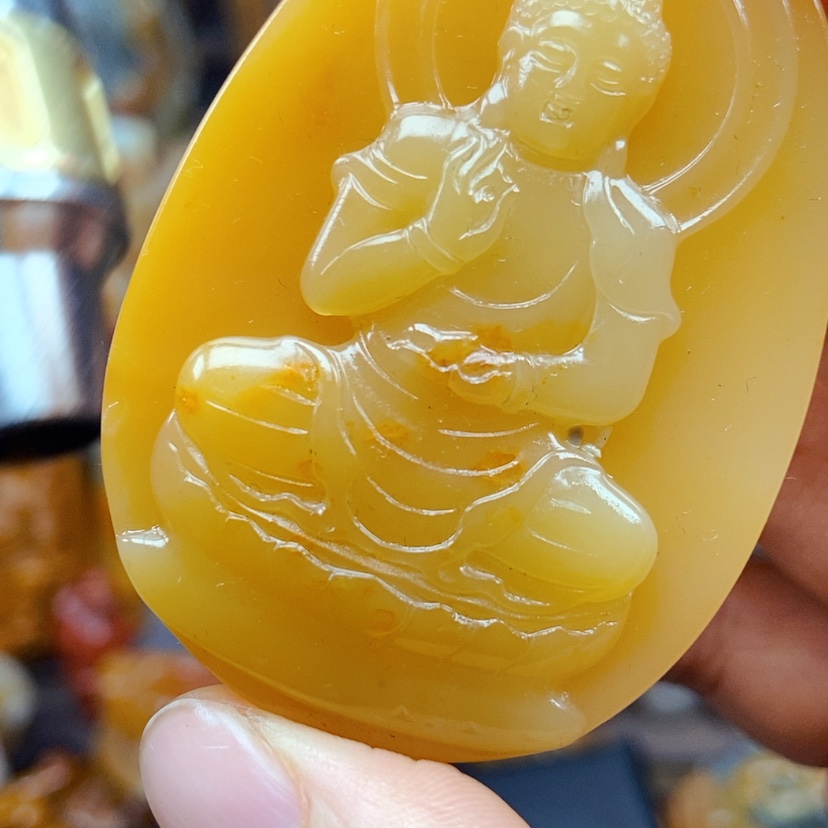 【闪购商品】石英质玉（黄龙玉）颈饰未镶嵌