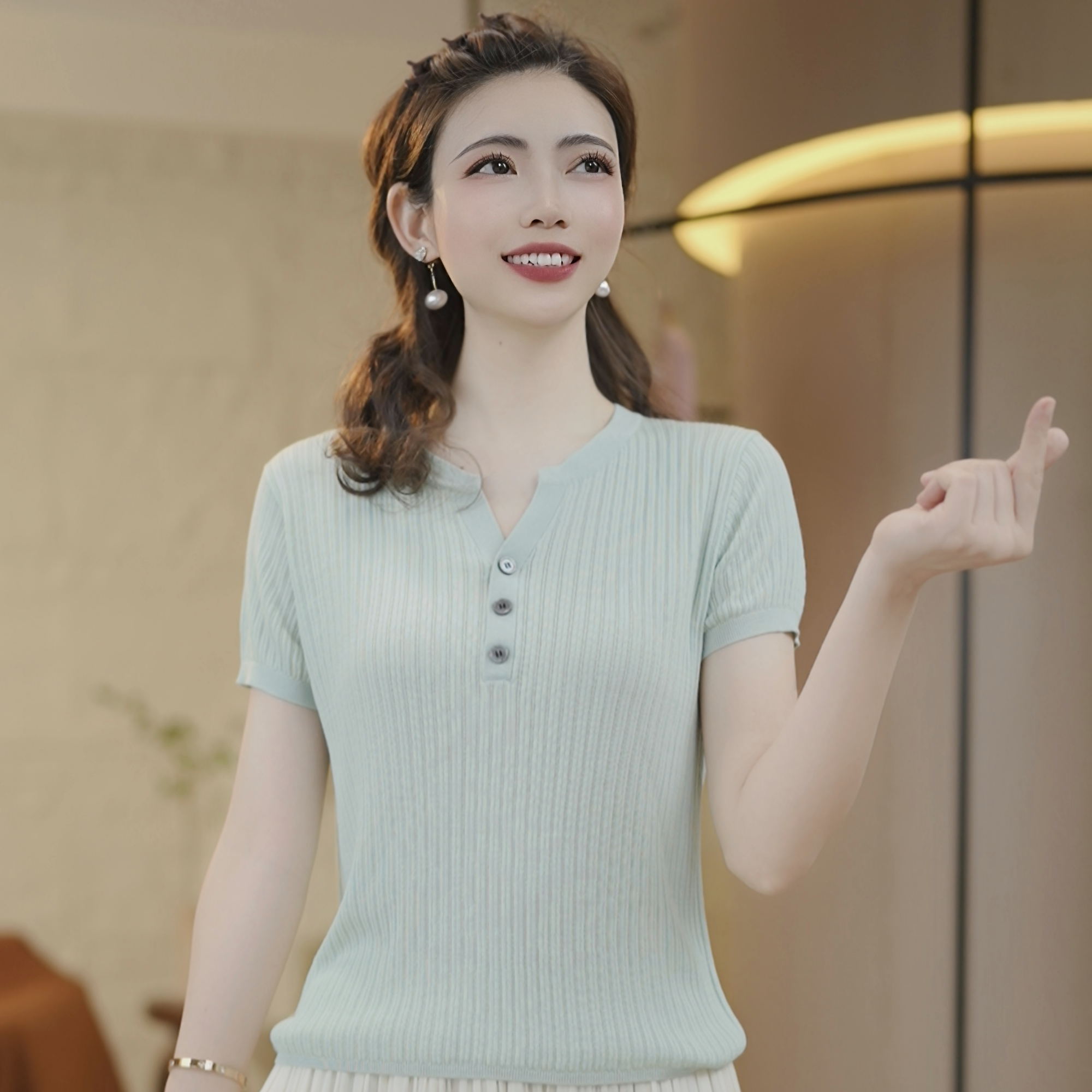 爆款~透气【含桑蚕丝+天丝】小圆领显瘦气质短袖女针织上衣8609