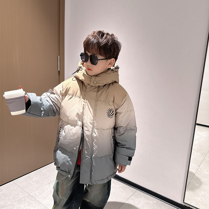 男童羽绒服冬季2023新款洋气韩版儿童宽松中大童加厚渐变童装外套