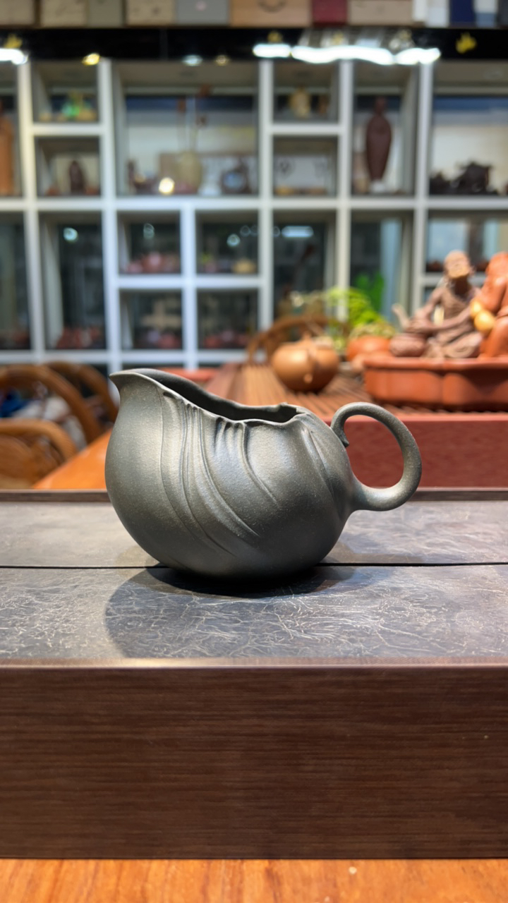 刘景·景人紫砂公杯「芭蕉叶公杯」