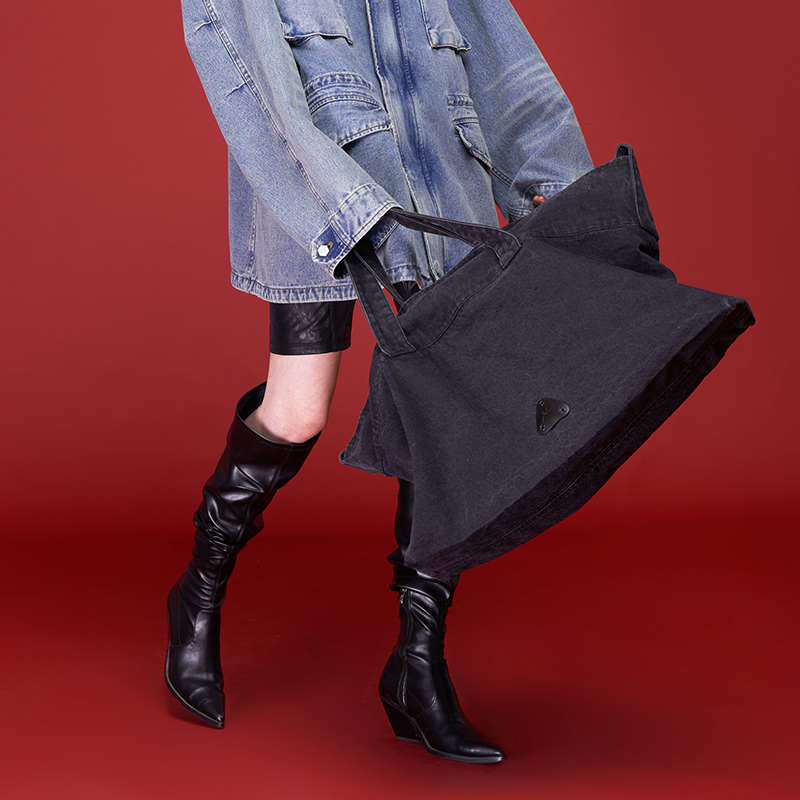 【大吉Aro专属】AKTK金属锁扣印花托特包6C3M1953H982