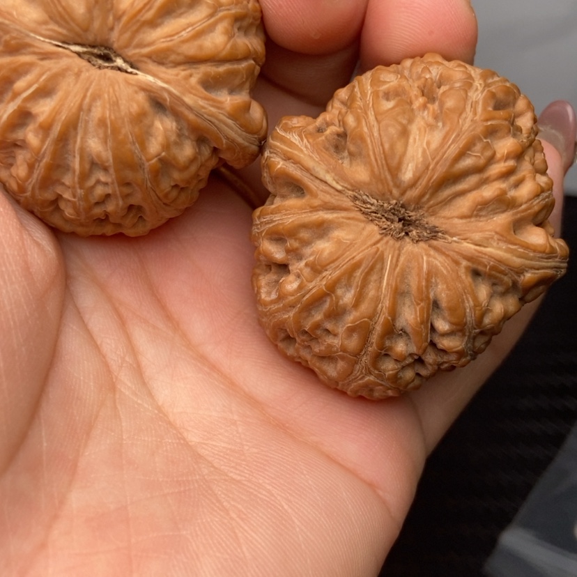 【闪购商品】文玩核桃吊坠A*A