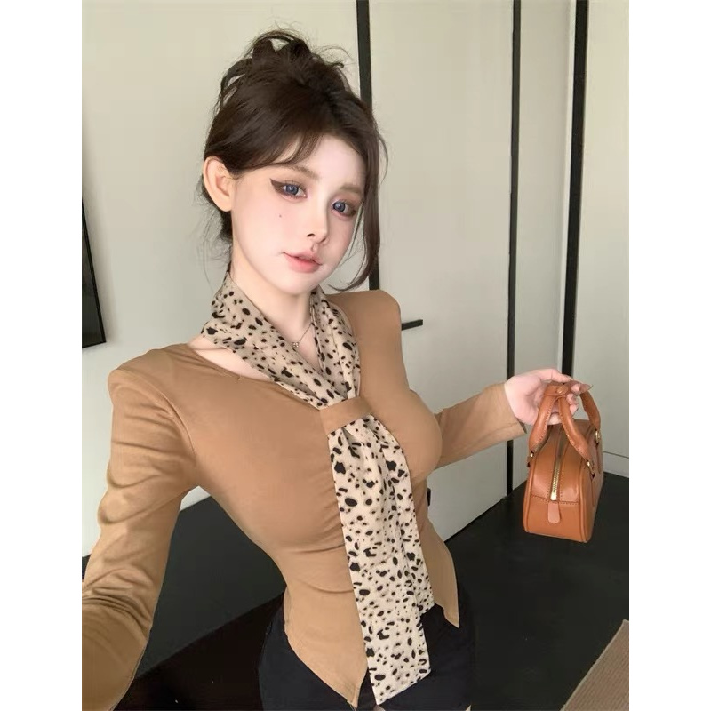 梦优莱纯欲风豹纹飘带小众打底衫春秋冬卡其色修身显瘦长袖体恤女