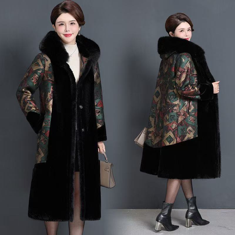 皮毛一体妈妈冬季高档长款加绒加厚女外套两面穿大衣春妍菲姿2402
