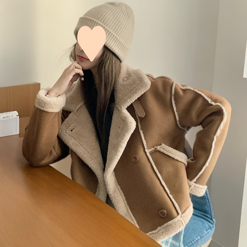 卡其色麂皮绒羊羔毛外套女短款2025秋冬新款小个子皮毛一体机车服