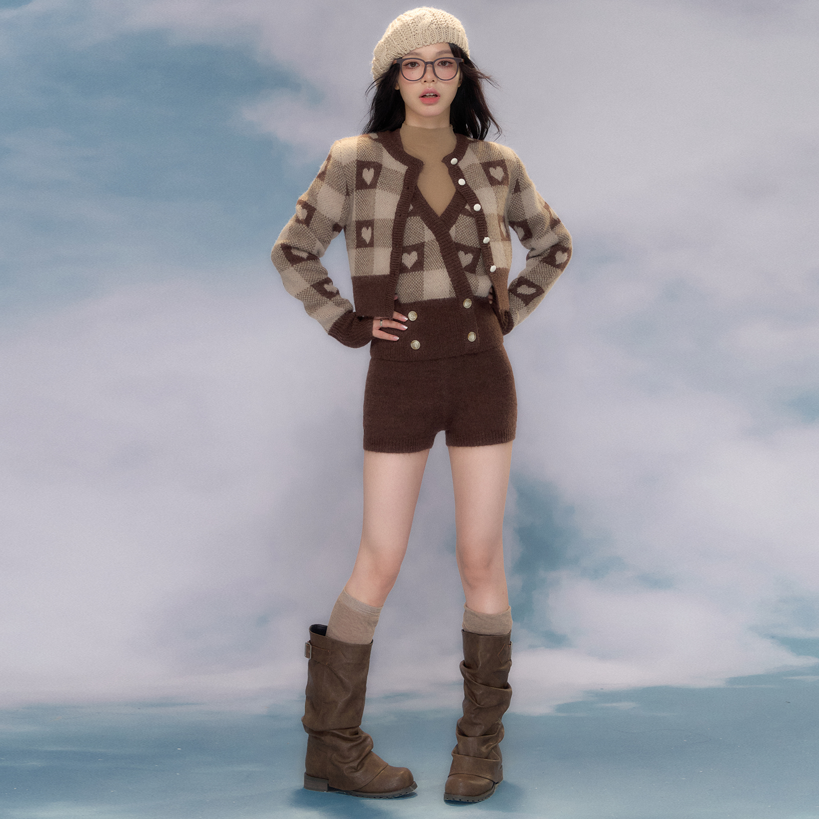 【百变甜心】NECY 三色毛织开衫马甲背心短裤