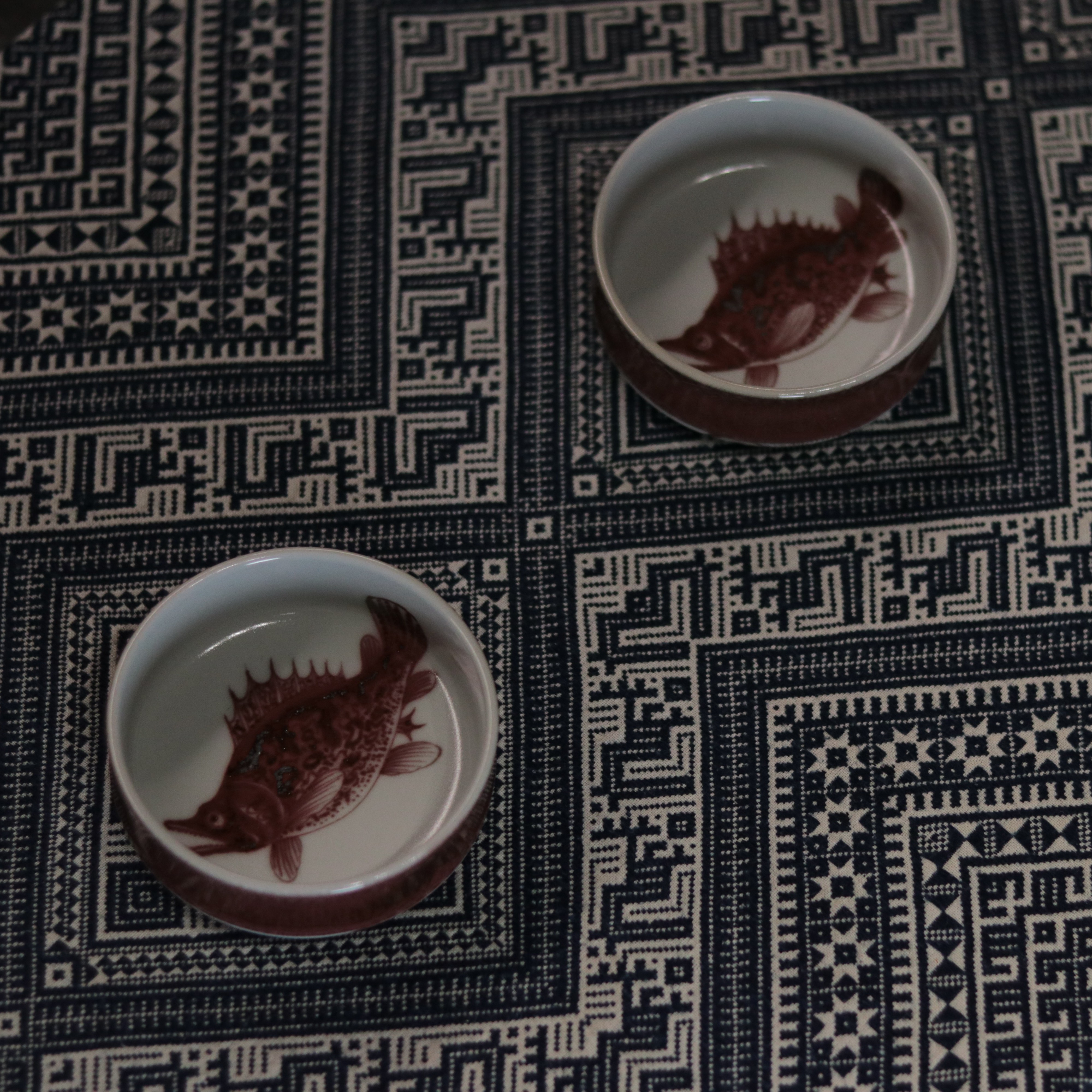 【畅怀堂】枣皮红海水纹鳜鱼普洱杯