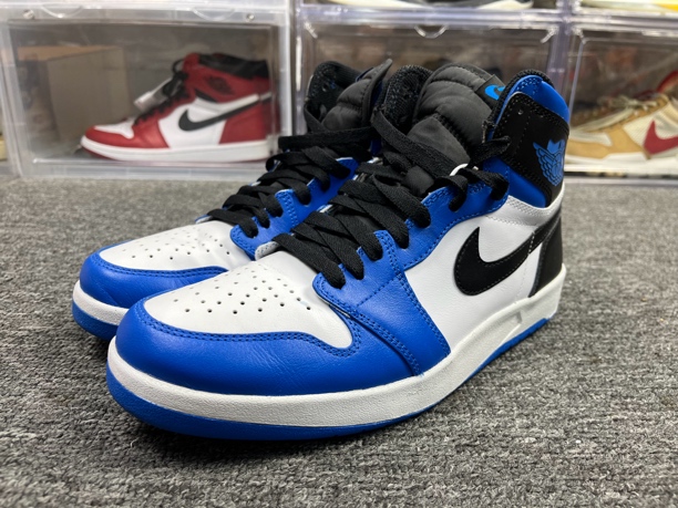95新 AIR JORDAN 40.5码 aj1蓝白 原盒