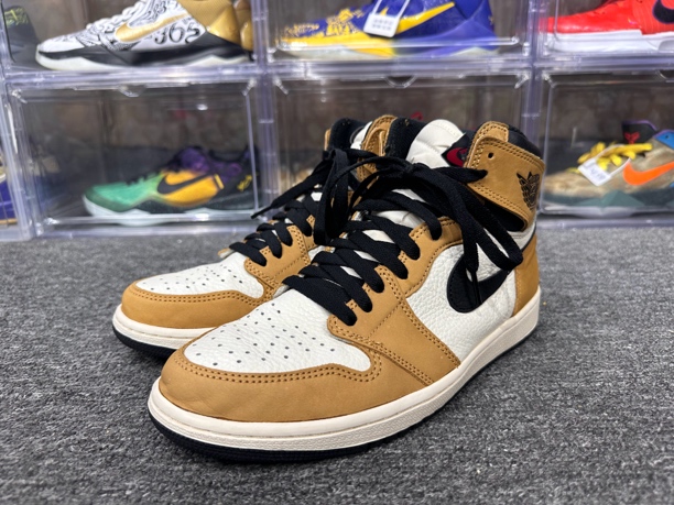 95新 AIR JORDAN 42.5码 aj1新秀 原盒