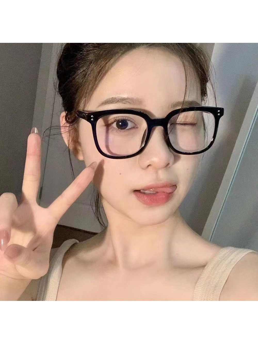 黑框眼镜女素颜神器