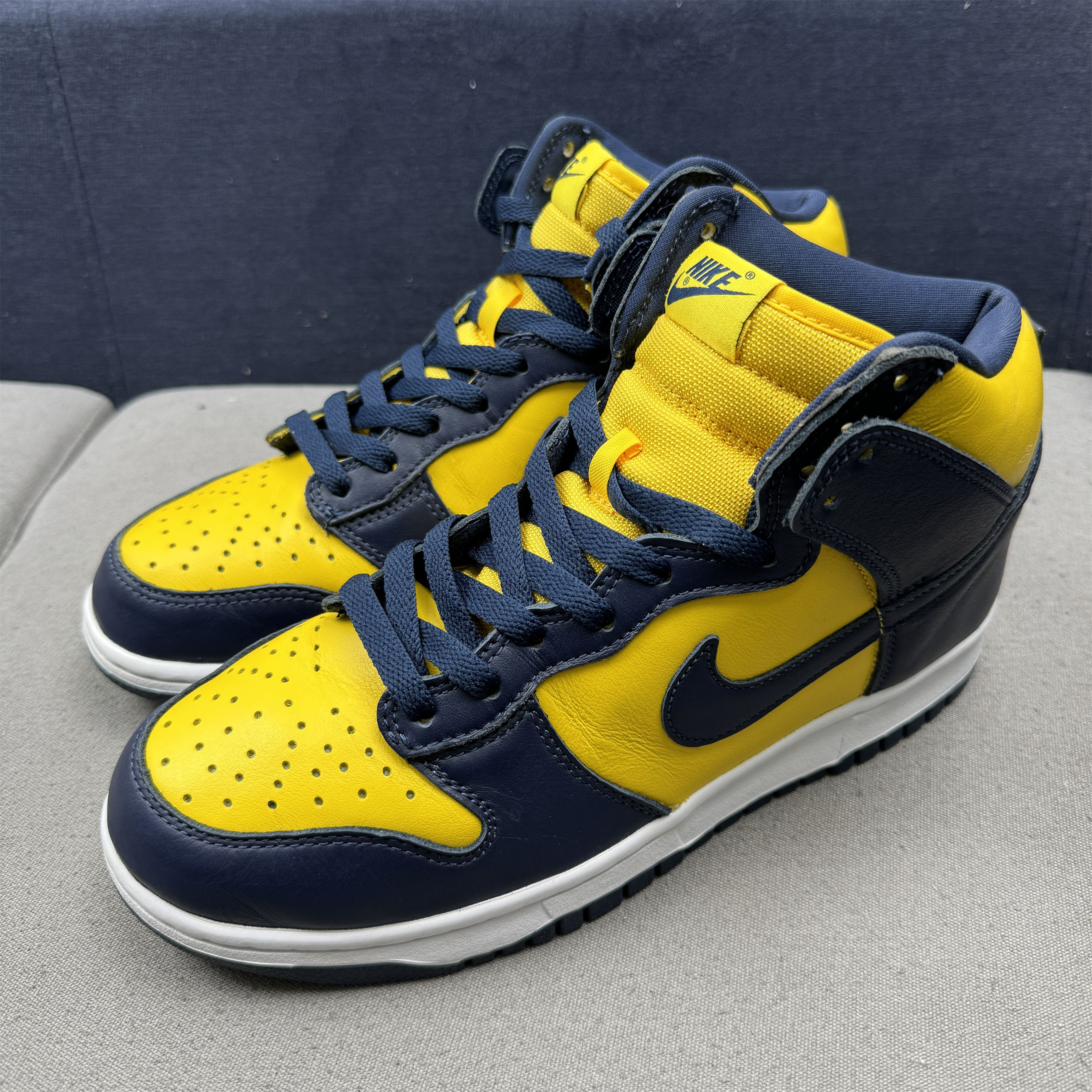 41码 Dunk Hi 密歇根 美中古原盒 板鞋