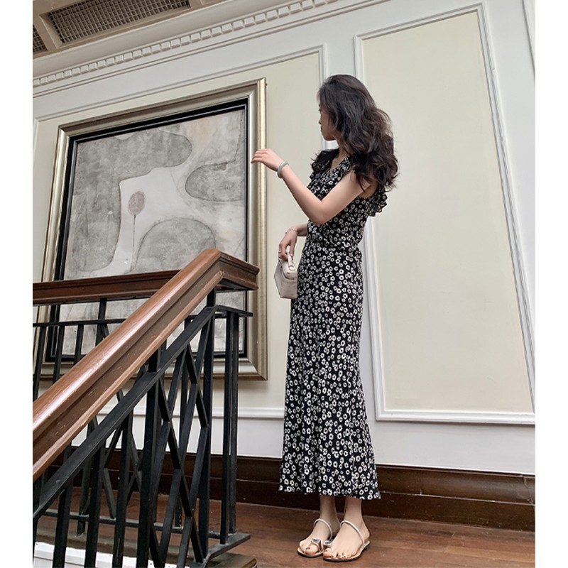 杨小妖勾勒盛夏线条 法式修身小雏菊连衣裙小个子碎花长裙女夏季