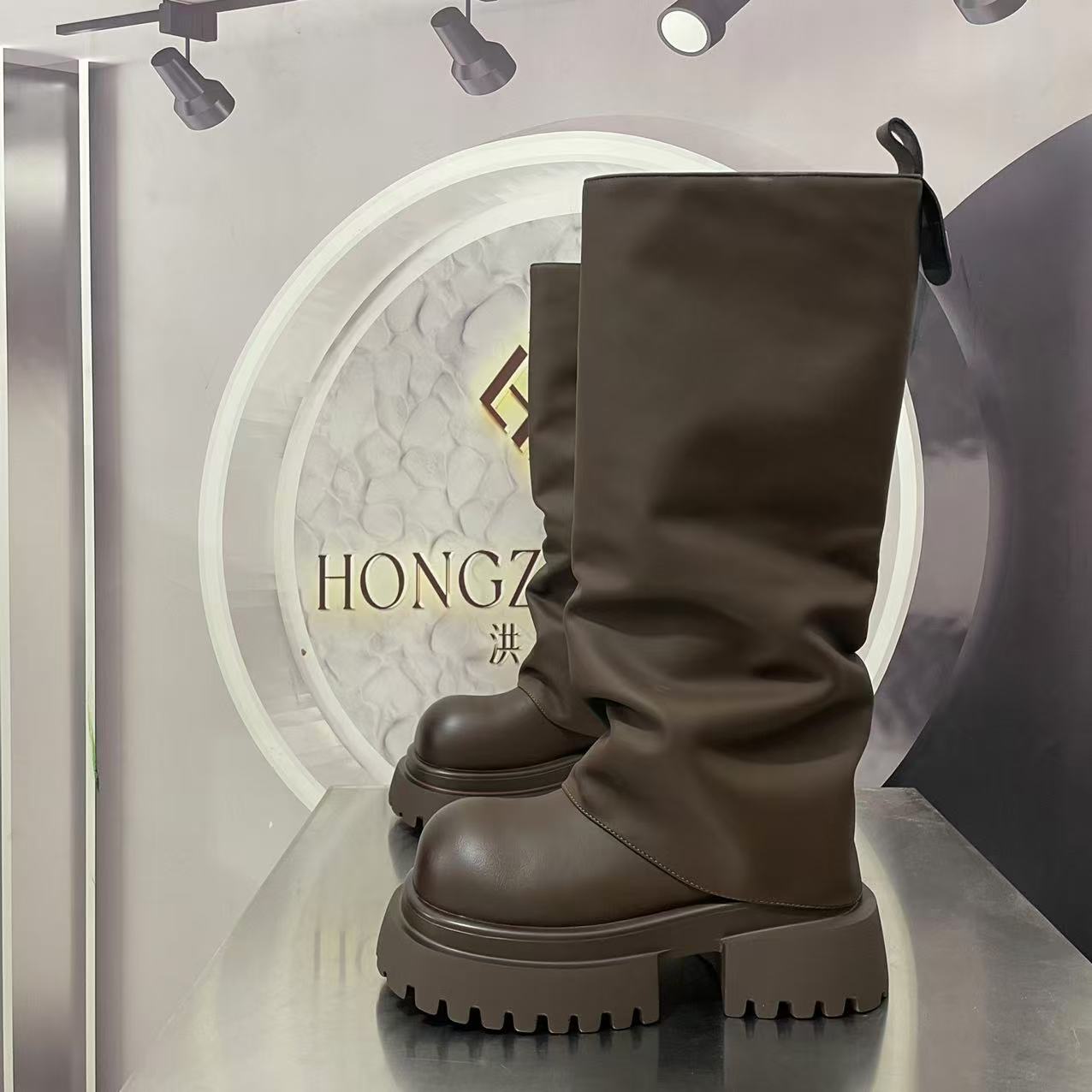 100-31上新冬季款2024长筒绒里爆款精品长筒时装靴子百搭骑士靴