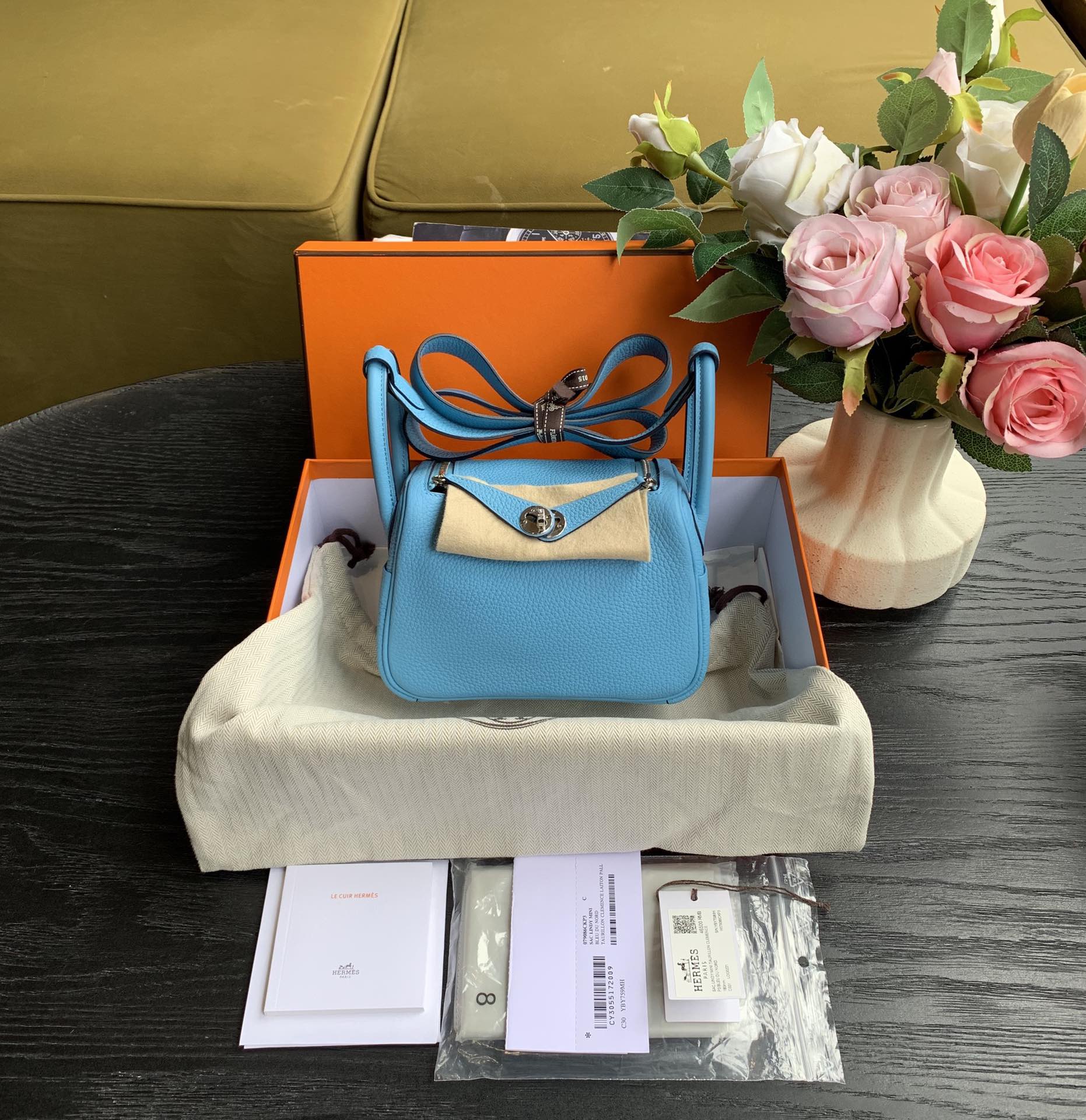 未使用 Hermes/爱马仕 银扣y刻  Lindy北方蓝 TC皮 斜挎包/sp8130